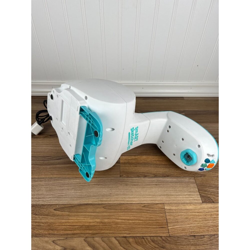Smart Sketcher 2.0 Drawing Projector for Kids, Art Projector for Tracing 2 Carts - Picture 8 of 8